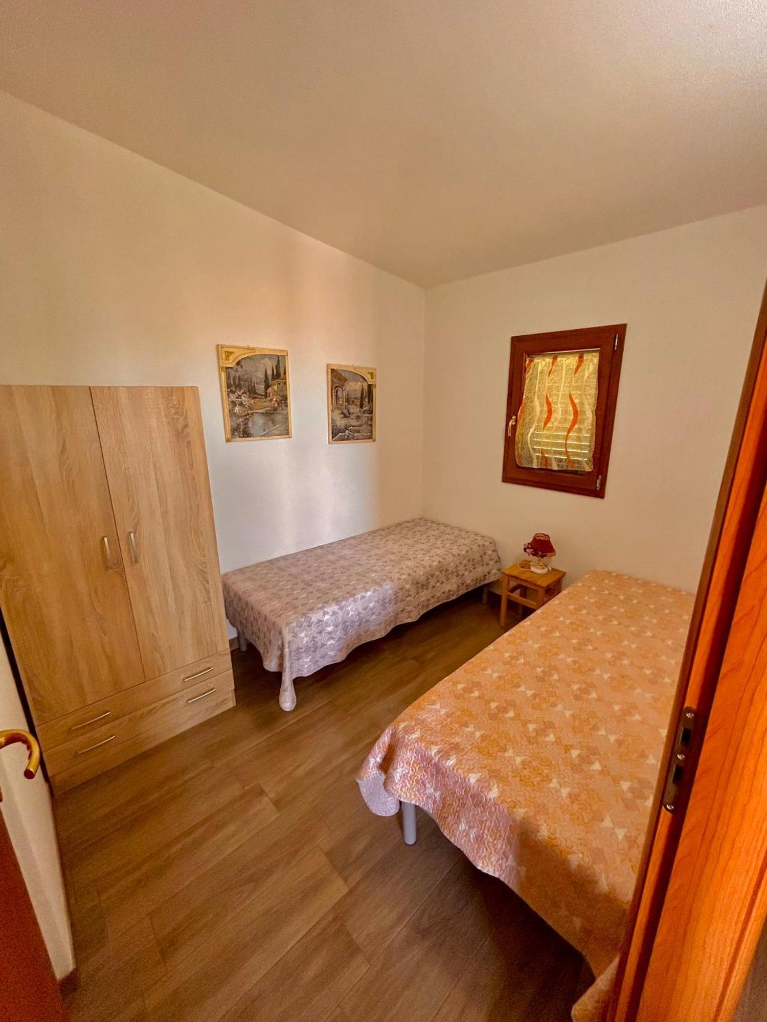Vila Oasi Macerina Alanno Exteriér fotografie